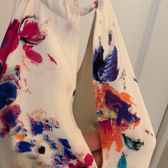 “Ina” Brand Summer Dress - Picture 2 of 6